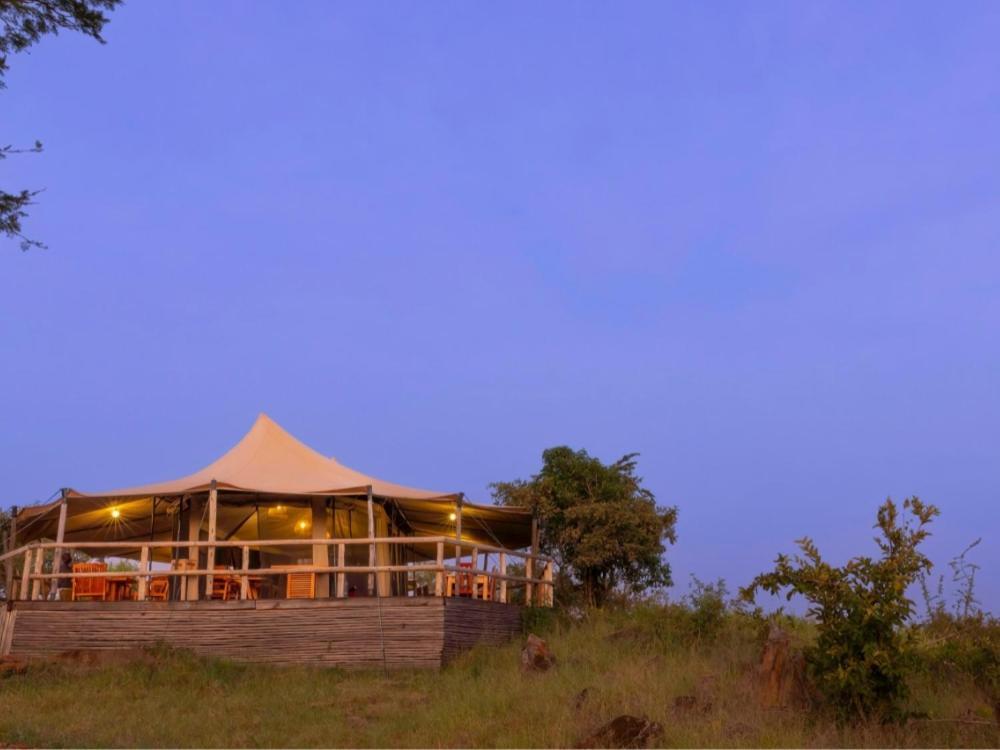 Serengeti Kifaru Tented Lodge Mugumu Exterior photo