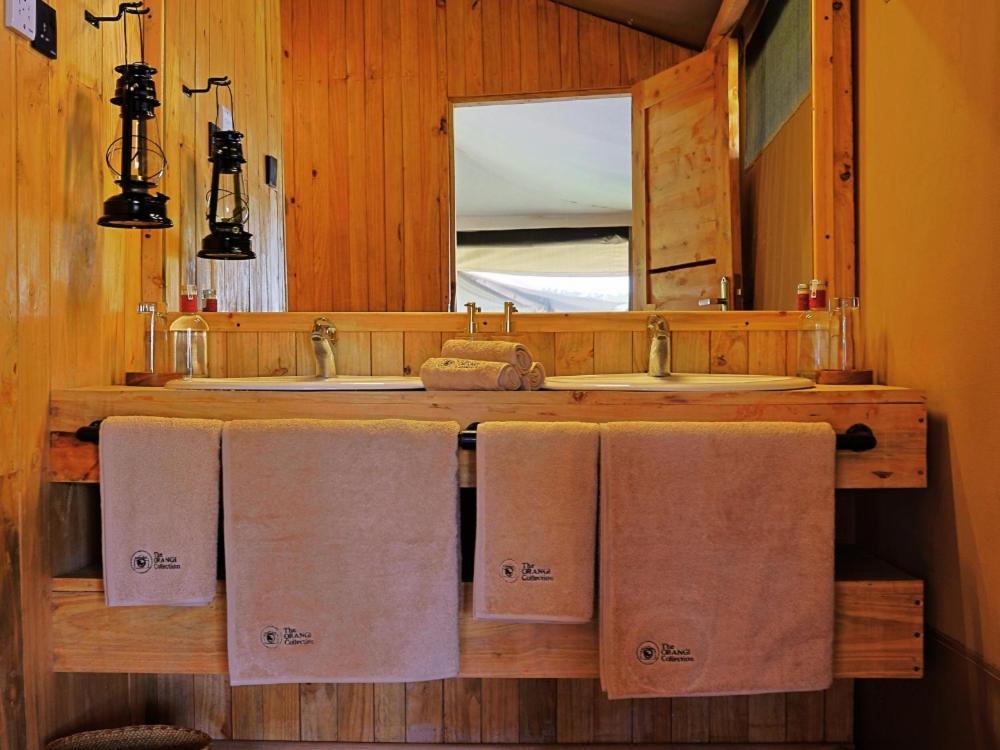 Serengeti Kifaru Tented Lodge Mugumu Exterior photo